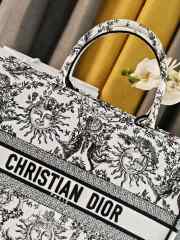 Uubags | Dior Large Book Tote Black and White Toile de Jouy Soleil Embroidery - 2