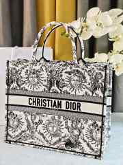 Uubags | Dior Large Book Tote Black and White Toile de Jouy Soleil Embroidery - 3