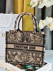 Uubags | Dior Small Book Tote Beige and Black Toile de Jouy Soleil Embroidery - 4