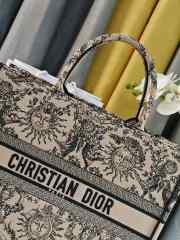 Uubags | Dior Large Book Tote Beige and Black Toile de Jouy Soleil Embroidery - 5