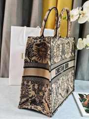 Uubags | Dior Large Book Tote Beige and Black Toile de Jouy Soleil Embroidery - 2