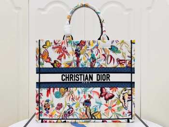 Uubags | Dior Large Book Tote White Multicolor Toile de Jouy Fantastica Embroidery