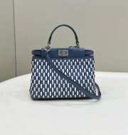 Uubags | Fendi Peekaboo shoulder bag in blue 24x10.5x18.5cm - 1