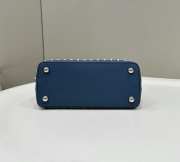 Uubags | Fendi Peekaboo shoulder bag in blue 24x10.5x18.5cm - 2