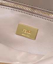 Uubags | Fendi Peekaboo shoulder bag in rose quartz 24x10.5x18.5cm - 4