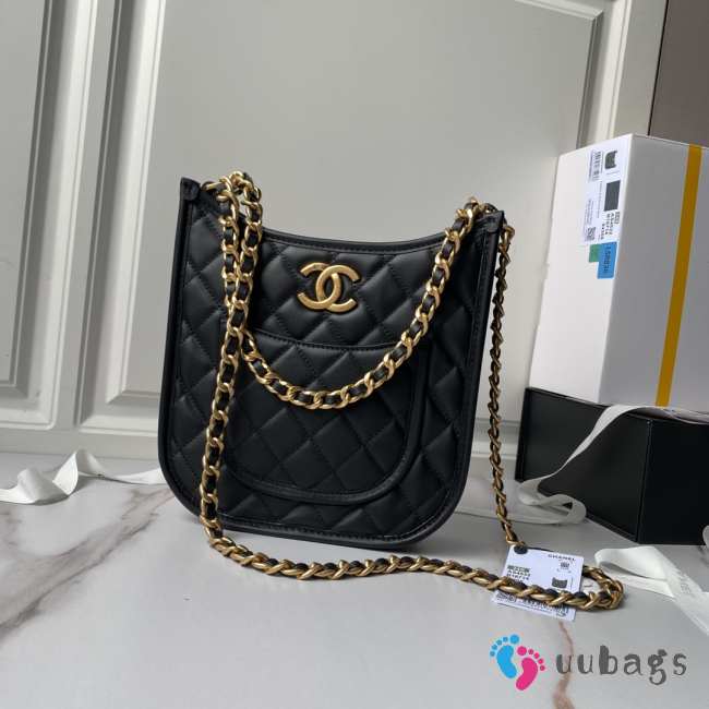 Uubags | Chanel Hobo Bag Calfskin and Gold-Tone Metal Black 20x24x6cm - 1