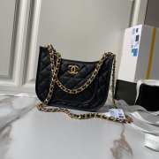 Uubags | Chanel Hobo Bag Grinded Denim & Gold Metallic Black 20x24x6cm - 1