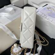 Uubags | Chanel Foldable Bag Pearlescent Lambskin, Imitation Pearls & White Metal White - 5