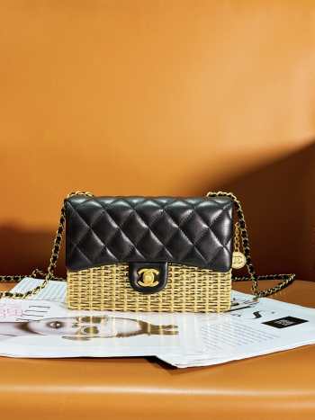 Chanel small woven metal flap bag lambskin & gold metal black & gold 17cm