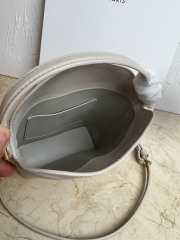 Uubags | Celine Mini Bucket Triomphe In Smooth Calfskin Light Stone 13.5x12.5x5cm - 2