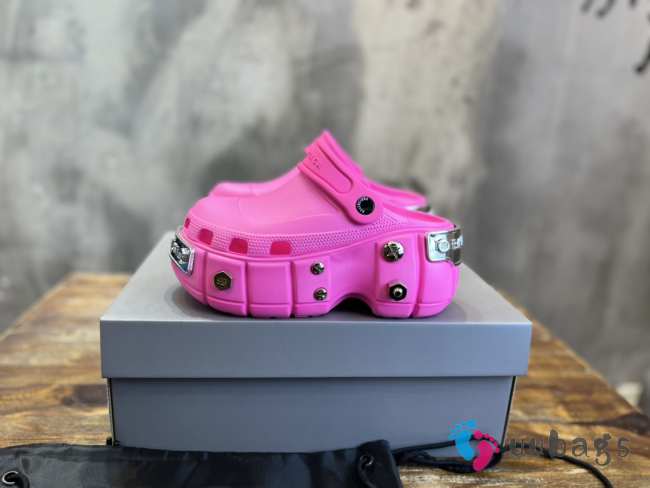 Uubags | Balenciaga HardCrocs mule in pink rubber 11cm - 1