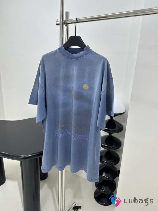 Uubags | Balenciaga T-shirt in blue - 1