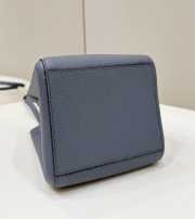 Uubags | Fendi Origami blue leather mini bag that can be transformed 18.5x15x15cm - 6