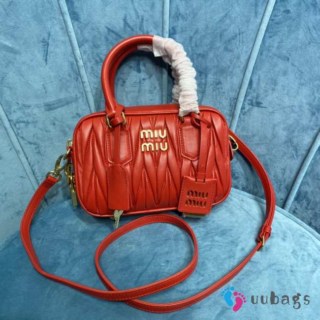 Uubags | Miu Miu Arcadie matelassé nappa leather bag in red 19x13x6cm - 1