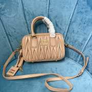 Uubags | Miu Miu Arcadie matelassé nappa leather bag in sand beige 19x13x6cm - 1