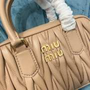 Uubags | Miu Miu Arcadie matelassé nappa leather bag in sand beige 19x13x6cm - 4