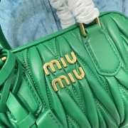 Uubags | Miu Miu Arcadie matelassé nappa leather bag in green 19x13x6cm - 4