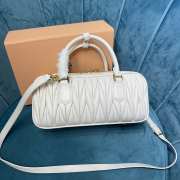 Uubags | Miu Miu Arcadie matelassé nappa leather bag in white 27x12x9cm - 2