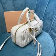 Uubags | Miu Miu Arcadie matelassé nappa leather bag in white 27x12x9cm - 3