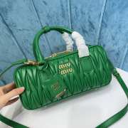 Uubags | Miu Miu Arcadie matelassé nappa leather bag in green 27x12x9cm - 4