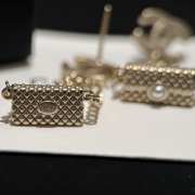 Uubags | Chanel Flap Bag Drop Earrings Gold - 6