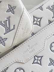 Uubags | Louis Vuitton M24754 Trio Messenger Bag White/navy blue 25x18.5x7cm - 6