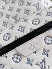 Uubags | Louis Vuitton M24760 Discovery Backpack In White 29x38x20cm - 5