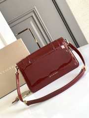 Uubags | Bvlgari Serpenti Forever bag in red with patent leather 22x15x4.5cm - 4