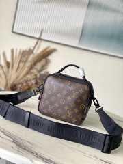 Uubags | Louis Vuitton M46973 Quest Messenger Bag 18x18x10cm - 4