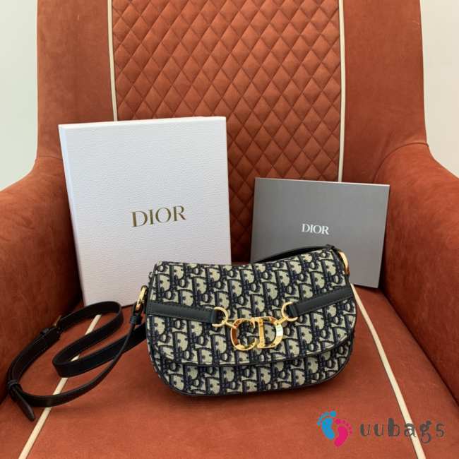 Uubags | Small CD Besace Bag Blue Dior Oblique Jacquard 24x15x6cm - 1