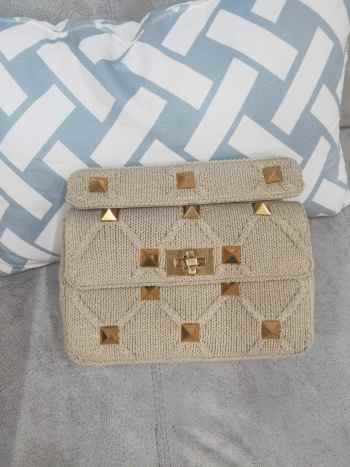 Uubags | Valentino Garavani Roman Stud Chain Linked Knit Tote Bag Beige 25x7x15cm