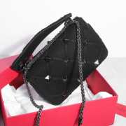 Uubags | Valentino Garavani Roman Stud Chain Linked Knit Tote Bag Black 25x7x15cm - 2