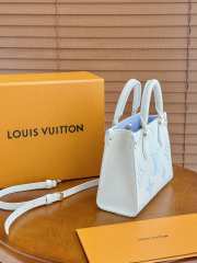 Uubags | Louis Vuitton Small Onthego Tote Bag Light Blue 18x15x8.5cm - 5