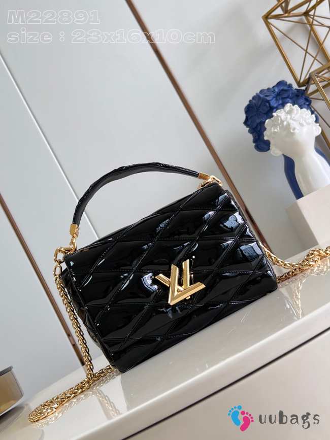 Uubags | Louis Vuitton M23689 GO-14 MM Bag In Black Patent Leather 23x16x10cm - 1