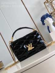 Uubags | Louis Vuitton M23689 GO-14 MM Bag In Black Patent Leather 23x16x10cm - 1