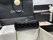 Chanel Clutch With Chain Shiny Aged Calfskin & Gold-Tone Metal Black 13x19x7cm - 6