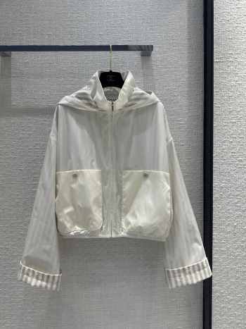 Uubags | Chanel Windbreaker jacket in white