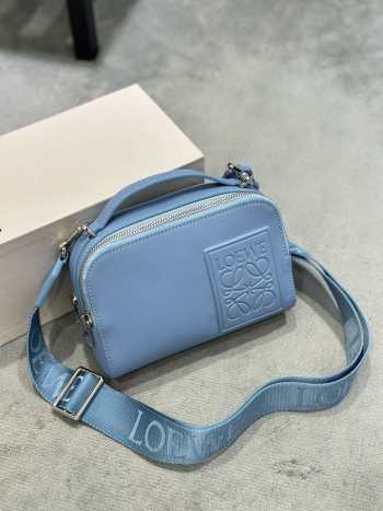 Uubags | Loewe Mini Camera Crossbody bag in satin calfskin blue 19x12.5x6.5cm