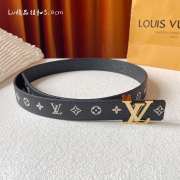 Uubags | Louis Vuitton M8386W LV Iconic 3cm Double-Sided Belt with gold buckle - 4