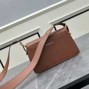 Uubags | Givenchy Medium 4G Crossbody bag in grained tan leather 22.5x14x8cm - 6