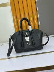 Uubags | Givenchy Mini Antigona Lock bag in black box leather 23x27x13cm - 1