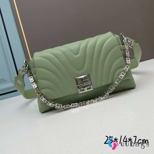 Uubags | Givenchy small 4G Soft bag in quilted leather green 25x14x7cm - 1