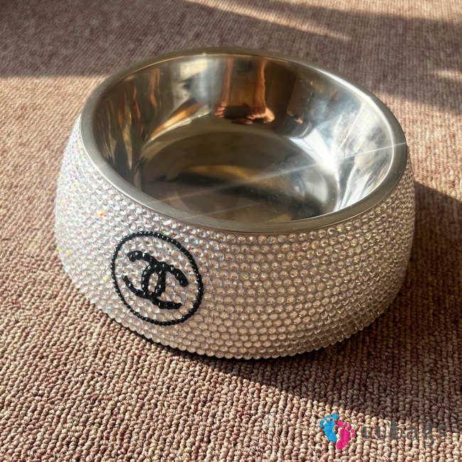 Uubags | Chanel dog bowl stainless steel double bowl light luxury diamond 14.5x6x18cm - 1