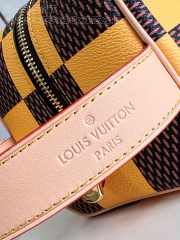 Uubags | Louis Vuitton N40567 Locker Dopp Kit Bag In Yellow 23x13x12cm - 3