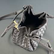 Uubags | Bottega Veneta Small Andiamo Parachute Bag In Fondant 21x17x16.5cm - 4