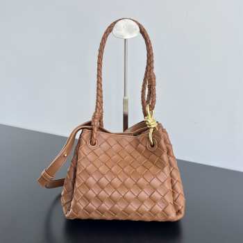 Uubags | Bottega Veneta Small Andiamo Parachute Bag In Caramel 21x17x16.5cm