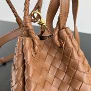 Uubags | Bottega Veneta Small Andiamo Parachute Bag In Caramel 21x17x16.5cm - 3