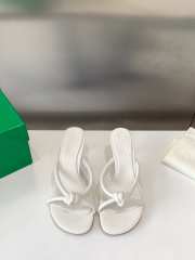 Uubags | Bottega Veneta Bridge leather mules in white 4.5cm - 2