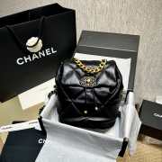 Uubags | Chanel 24C 19 series black backpack 26x22x16cm - 2