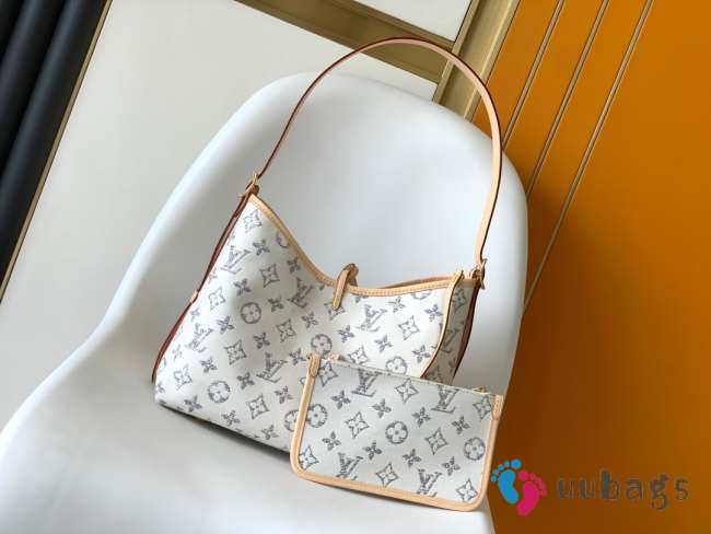 Uubags | Louis Vuitton M24707 CarryAll PM bag in beige 29x24x12cm - 1